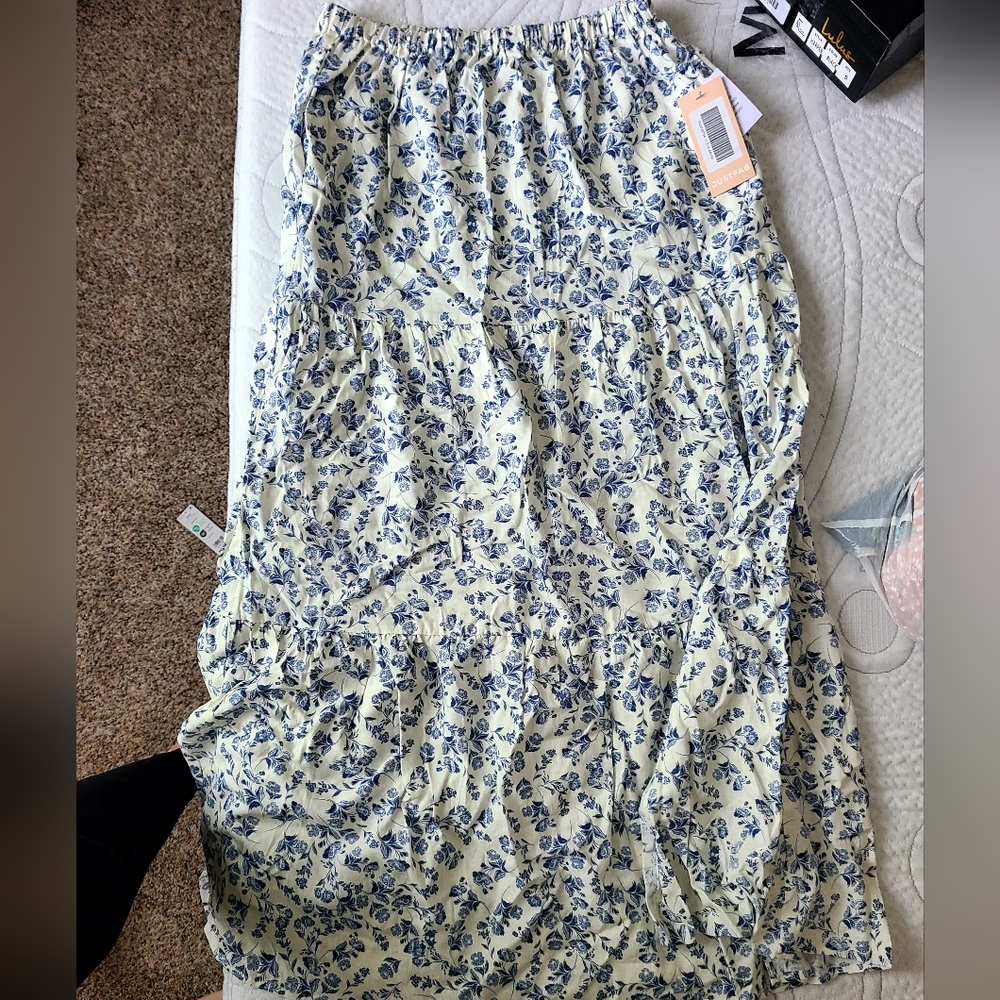JustFab Blue and White Midi A-Line Skirt Ruched Resort